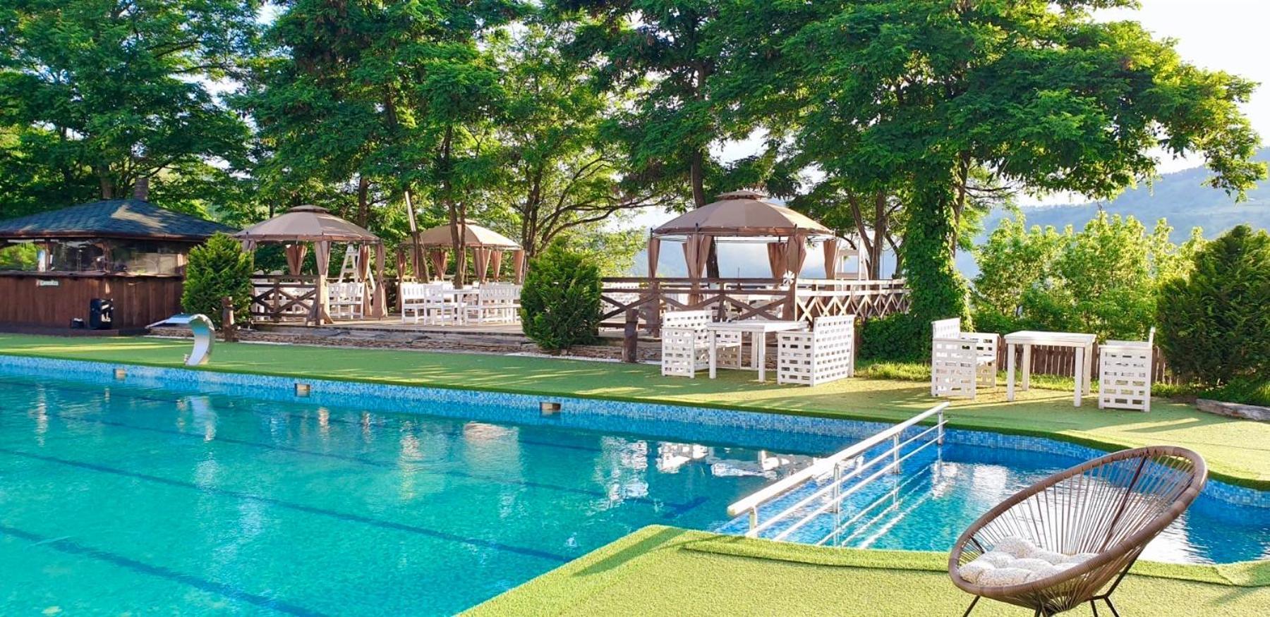 Mountain View Hotel Complex Yabulkovets エクステリア 写真